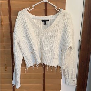 Fringe with holes crop top sweater!!